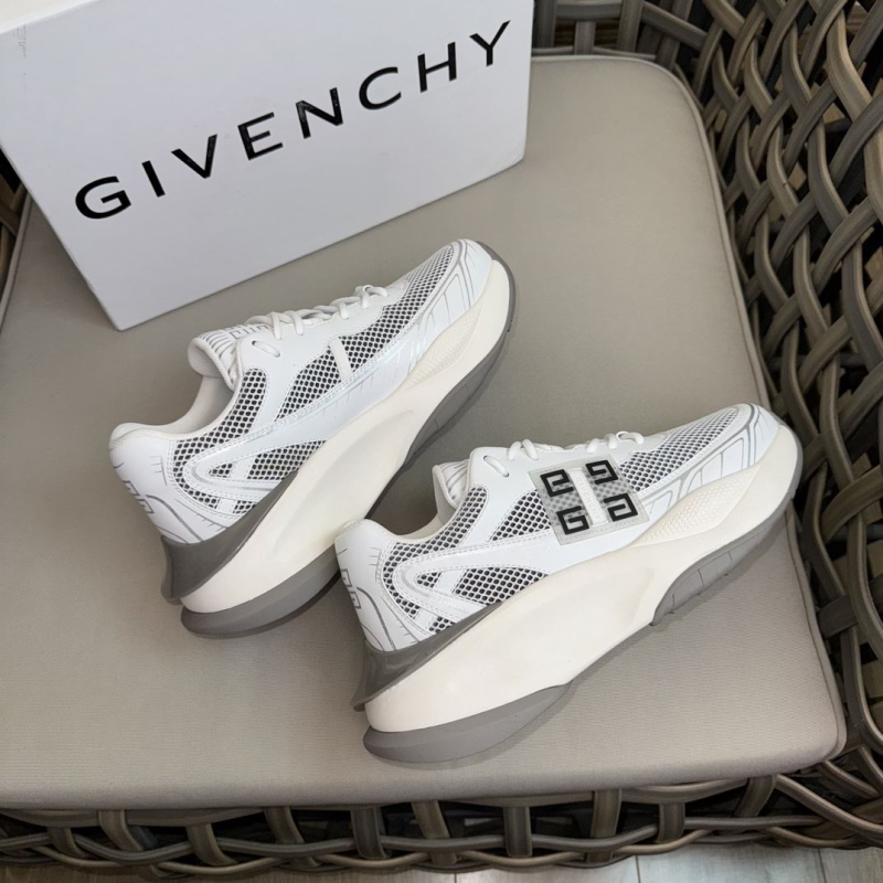 Givenchy Sneakers